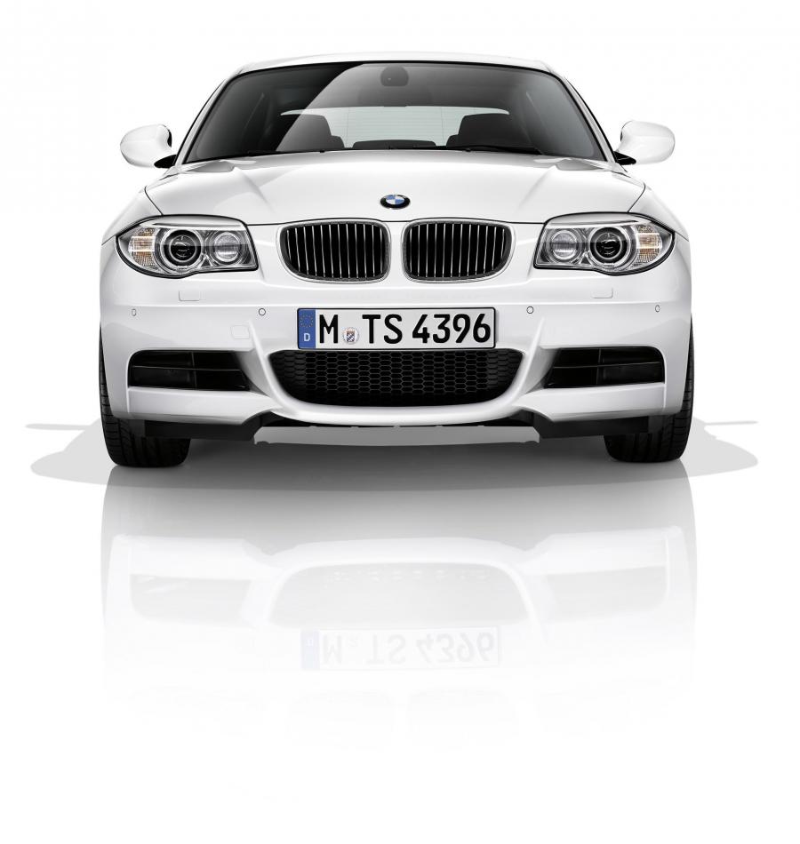  BMW 1-Series Coupe 2011 года  (фото 23 из 77)